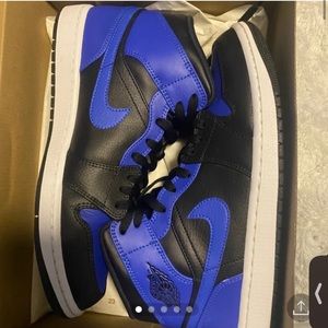 Blue jordan 1s